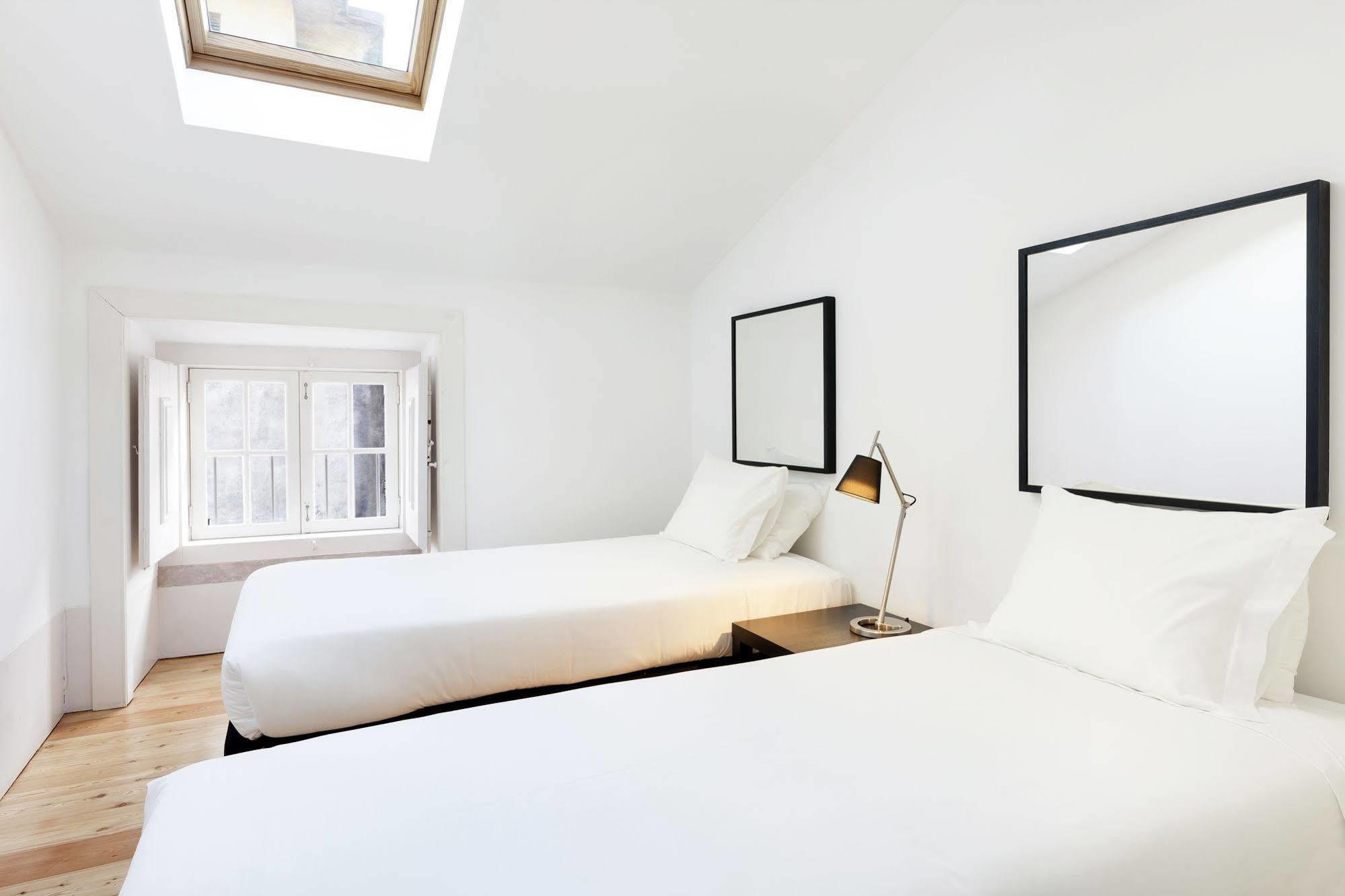 Freedom Serviced Apartments - Cais Do Sodre Lissabon Exterior foto